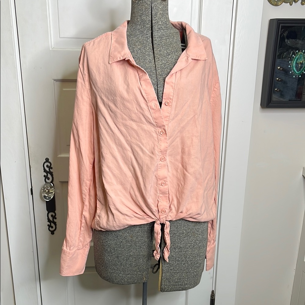 Cloth & Stone Women's Pink Button-Up Top Large